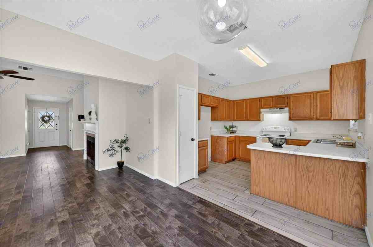 529 Nightshade Dr - Photo 3 of 10