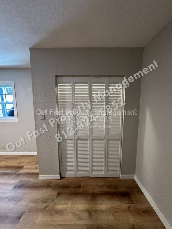 6712 N Harer St #2 - Photo 3 of 10