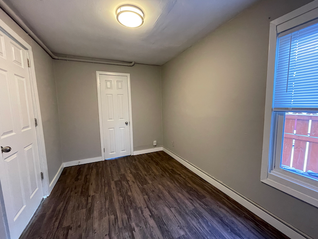 422 4th Ave S #1 - Photo 7 of 17