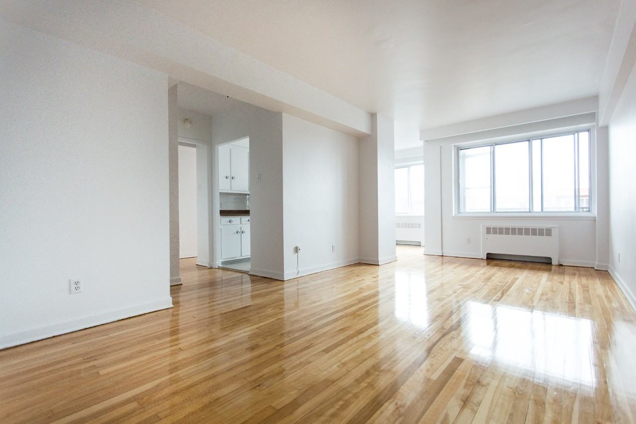 6920 Av Fielding — photo 1