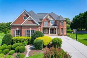 featured image of 4612 Grandview Pkwy