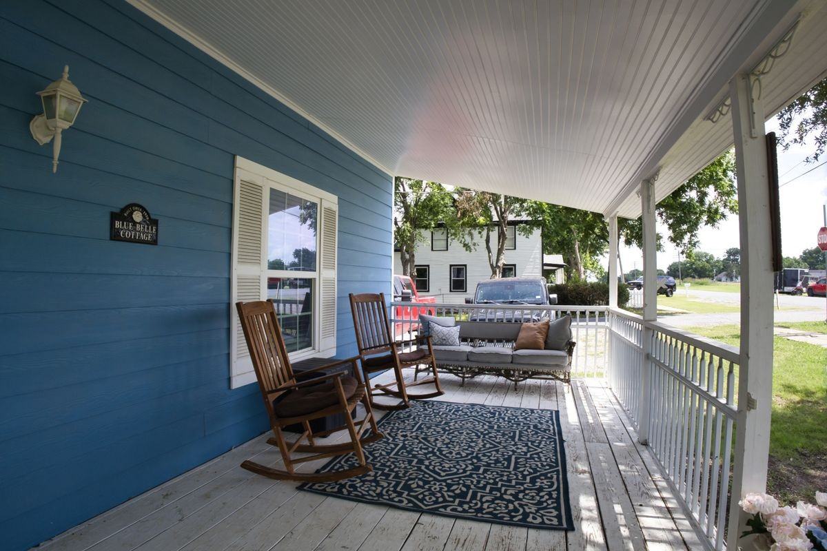 379 S John Douglas Rd - Photo 3 of 44