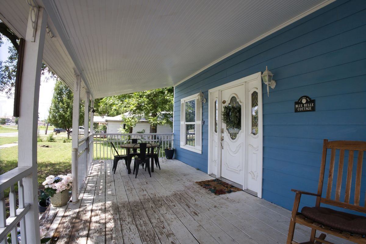 379 S John Douglas Rd - Photo 4 of 44