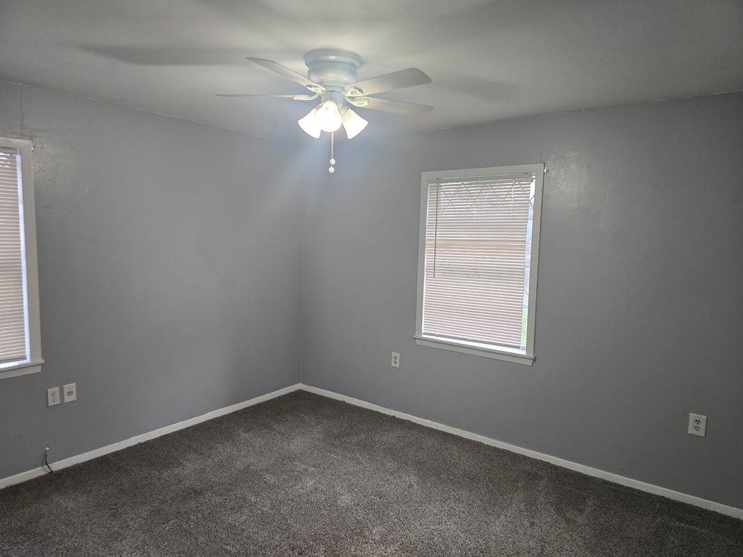 204 County Road 2877 - Photo 3 of 18