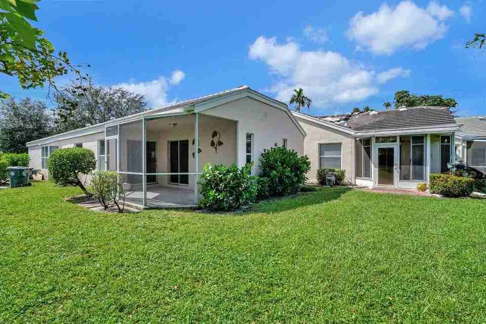 1022 Island Manor Dr - Photo 2 of 8