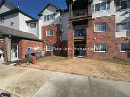 featured image of 101 Nw 8th St #105