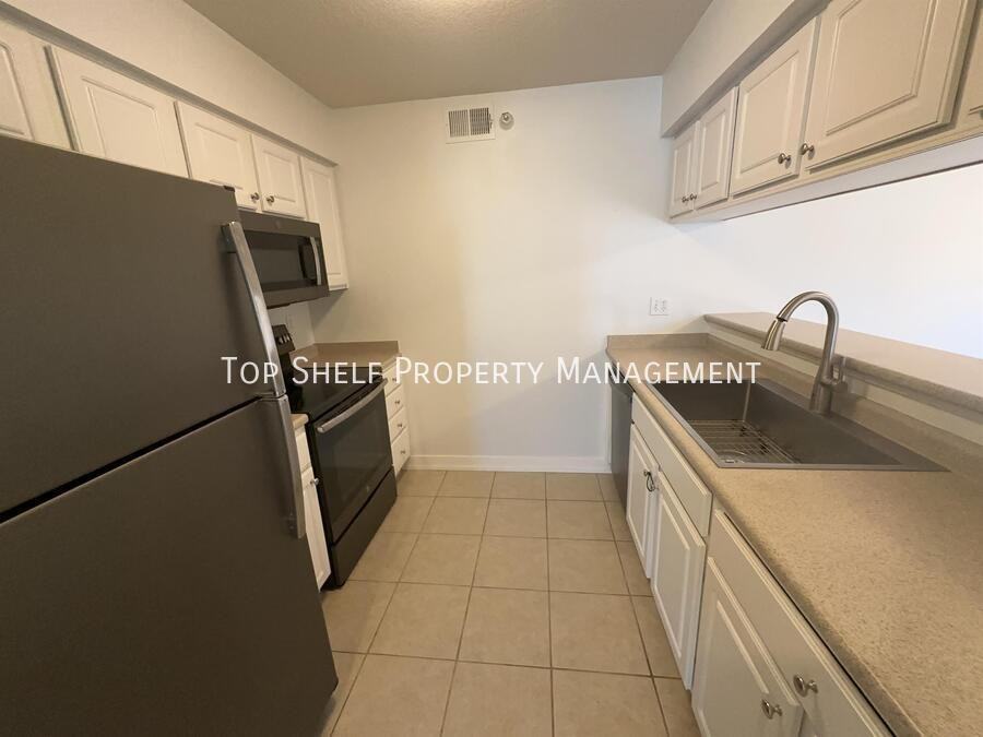 101 Nw 8th St #105 - Photo 4 of 13