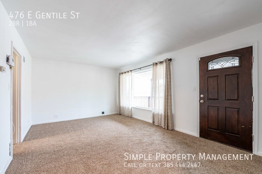 476 E Gentile St - Photo 4 of 19