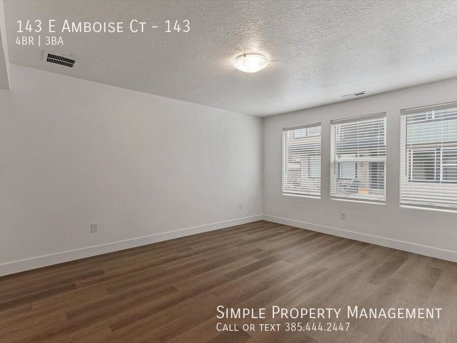 143 E Amboise Ct #143 - Photo 6 of 33