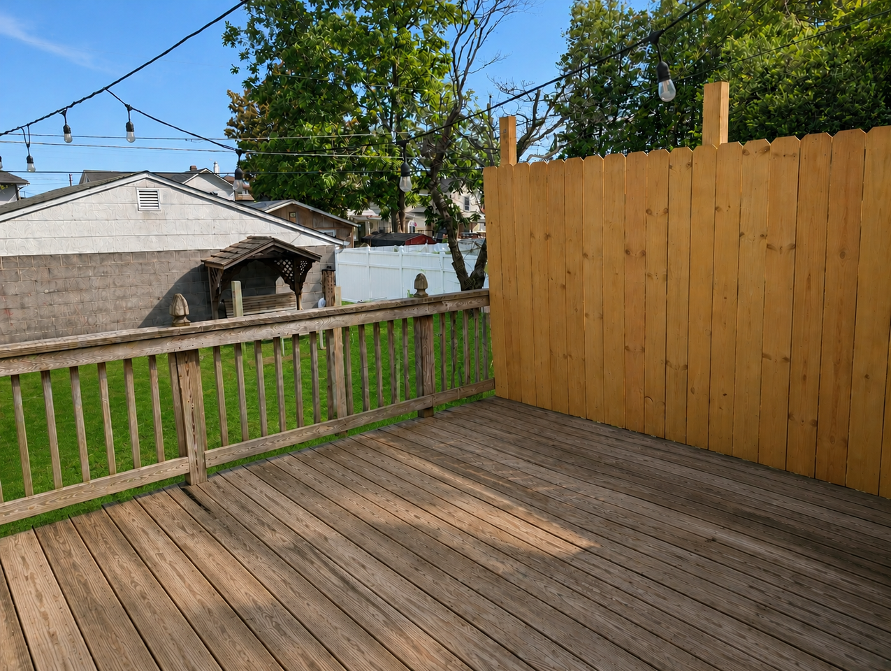 527 Franklin Ave #529 - Photo 3 of 14