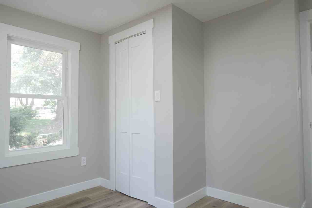3810 2nd Ave - Photo 5 of 20