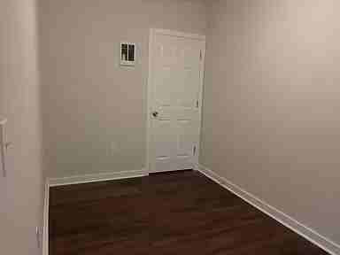2239 N Gratz St - Photo 4 of 10