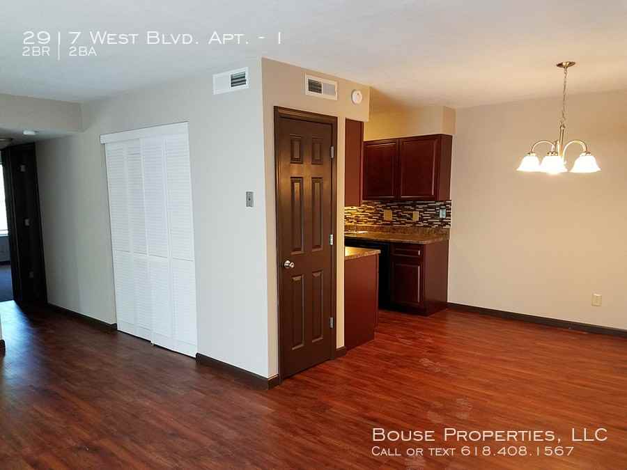 2917 2917 West Blvd. Apt. #1 - Photo 4 of 5