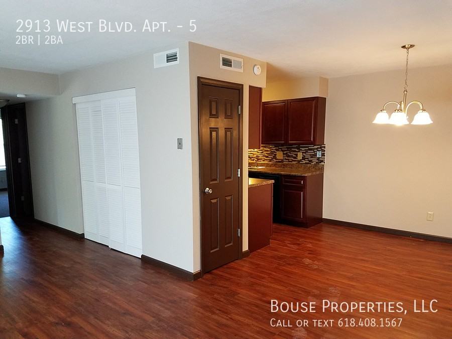 2913 2913 West Blvd. Apt. #5 - Photo 4 of 5