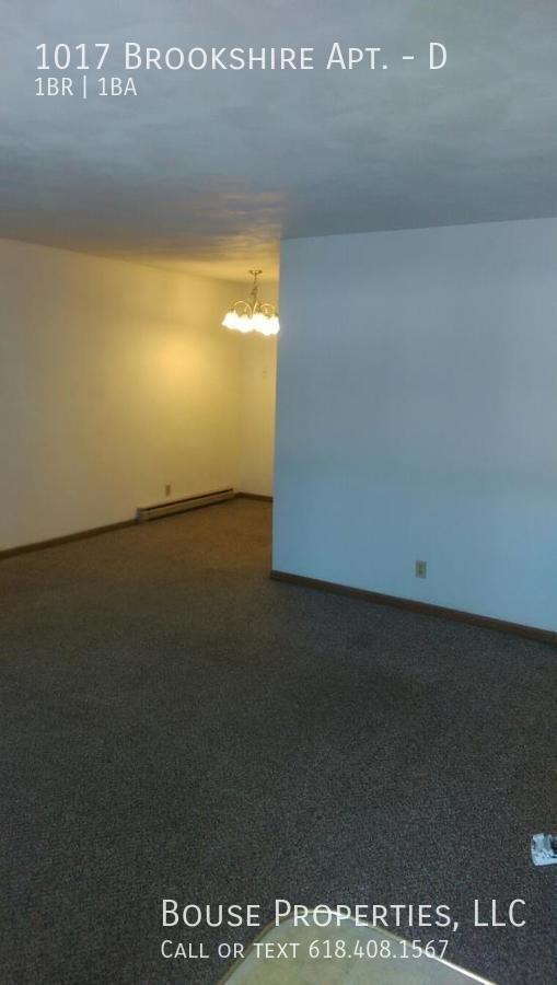 1017 Brookshire Ct #D - Photo 3 of 5