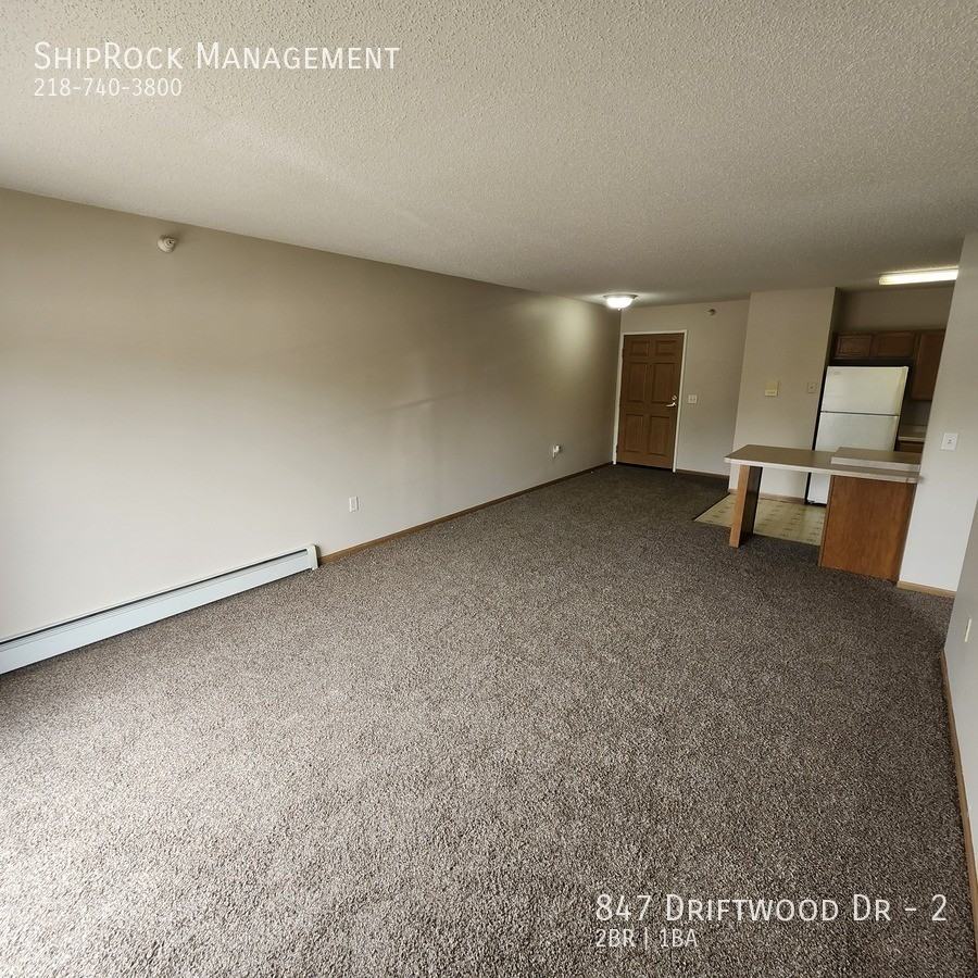 847 Driftwood Dr #2 - Photo 5 of 9