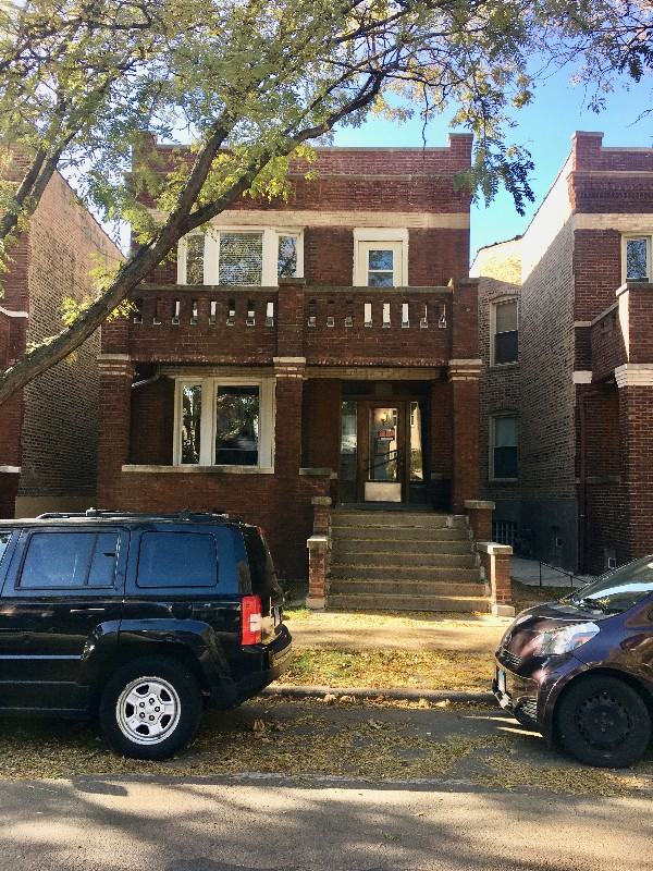 4242 N Damen Ave #1st