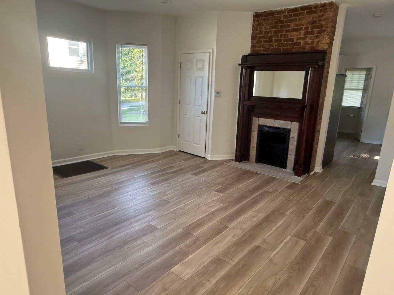6304 Desmond St - Photo 6 of 25