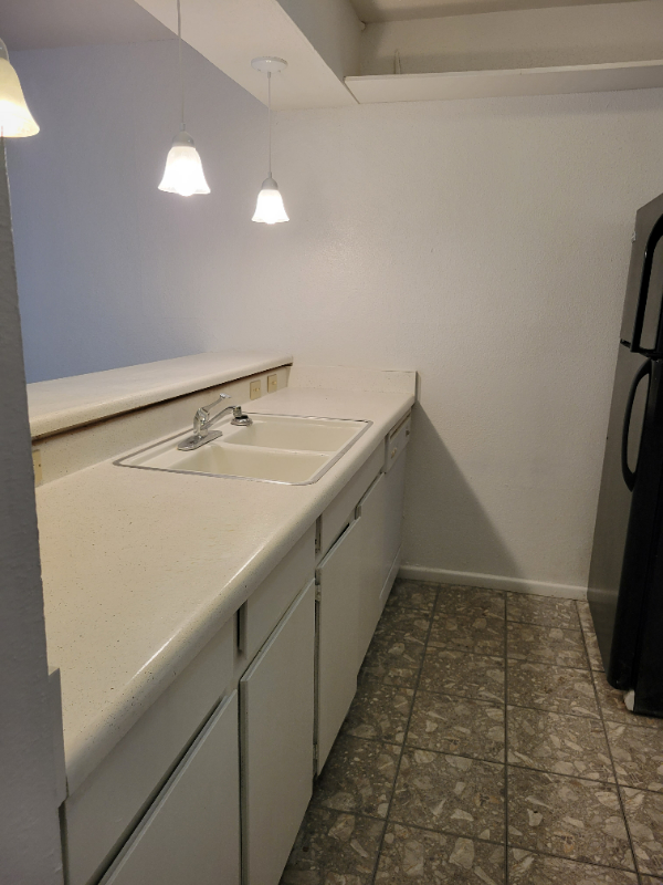 207 Sprucewood Ln #B - Photo 3 of 5