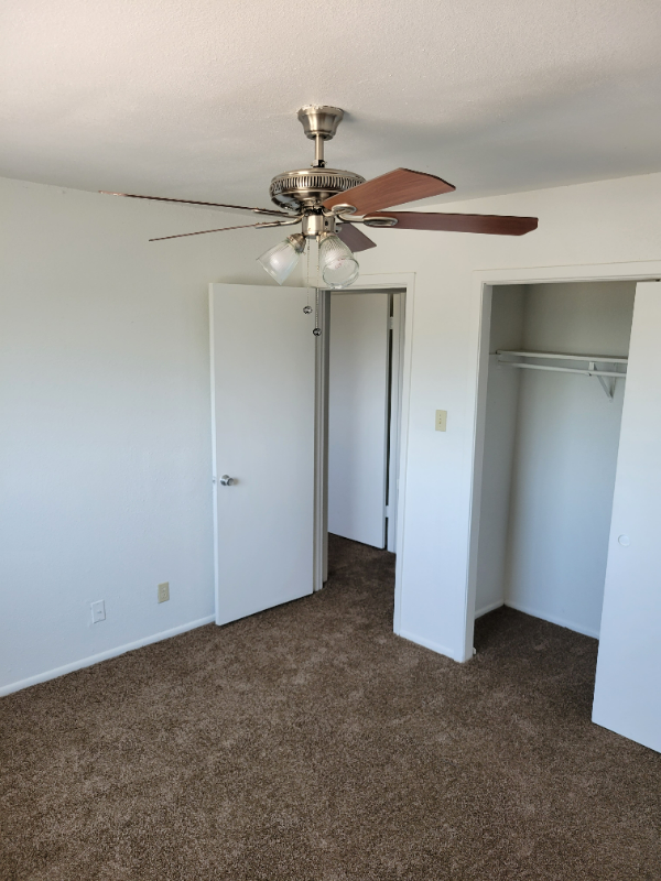 207 Sprucewood Ln #B - Photo 5 of 5