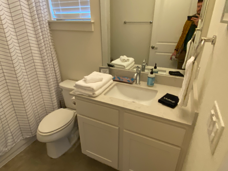 2700 Francisco St #B - Photo 5 of 15