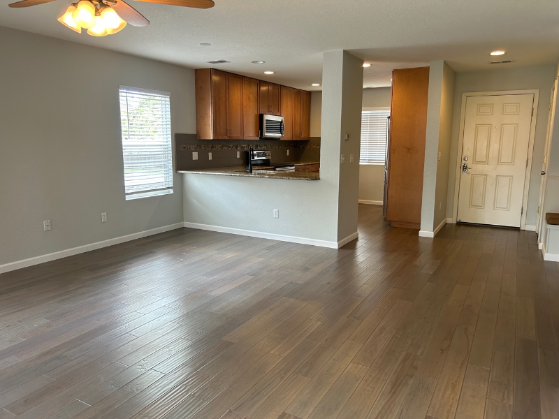526 Plowman Way - Photo 5 of 23