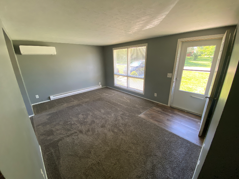 211 Eaton St #4 - Photo 2 of 10