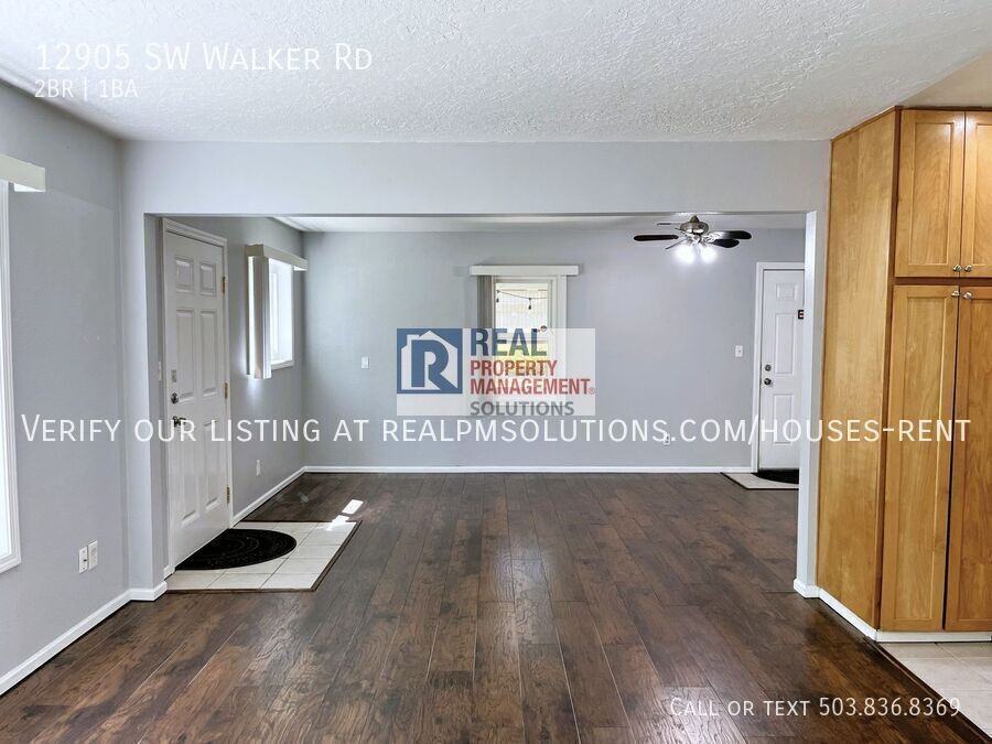 12905 Sw Walker Rd - Photo 5 of 37
