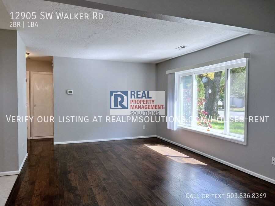 12905 Sw Walker Rd - Photo 7 of 37