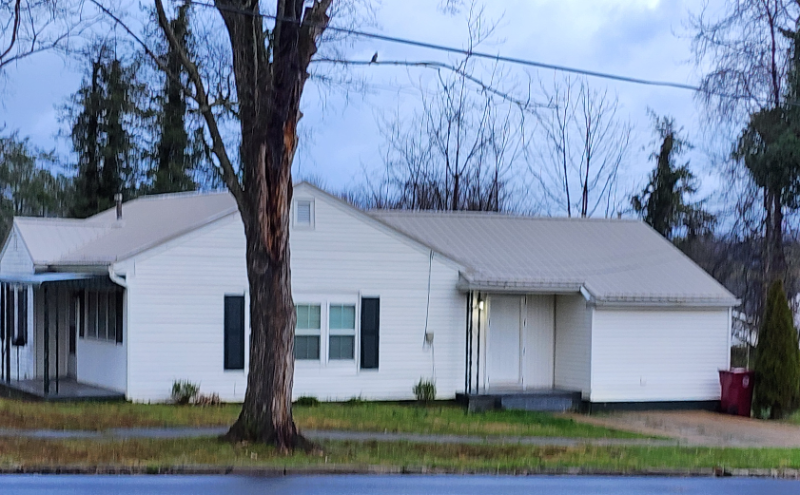 700 E Holston Ave - Photo 4 of 20