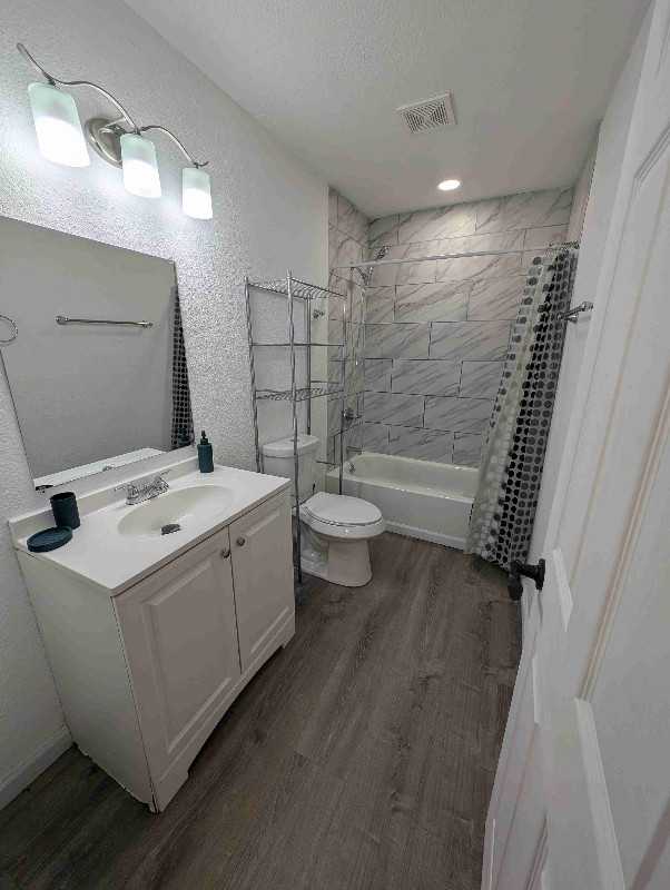 907 N Gregg St #B - Photo 7 of 13