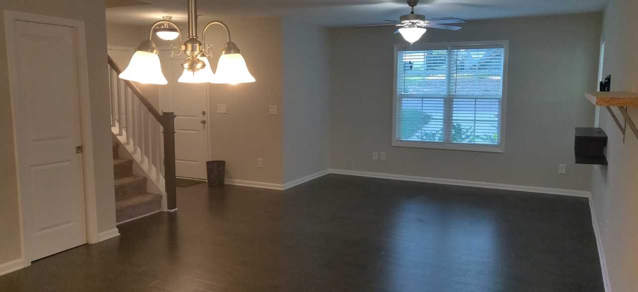 200 Baucom St - Photo 3 of 8