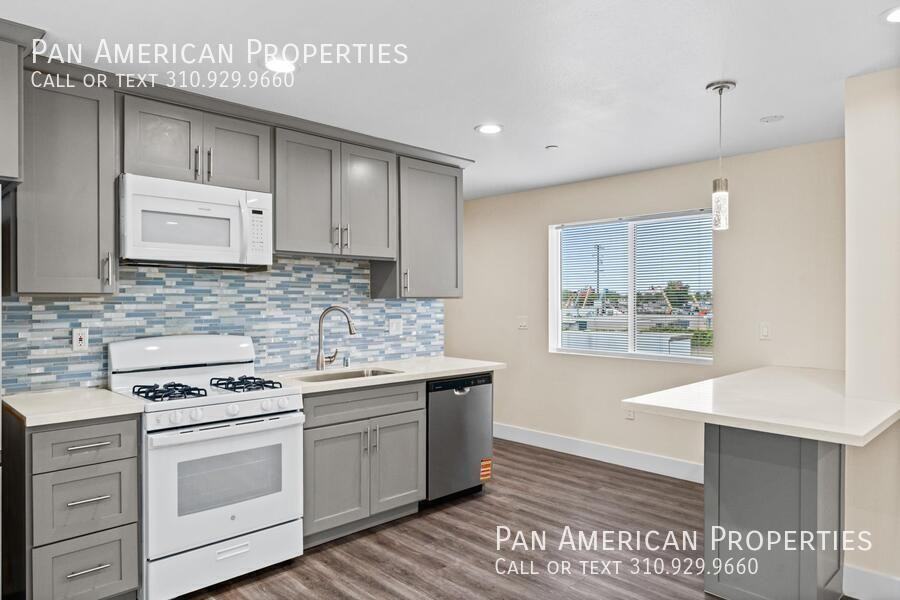 1031 S Montebello Blvd #A - Photo 4 of 31