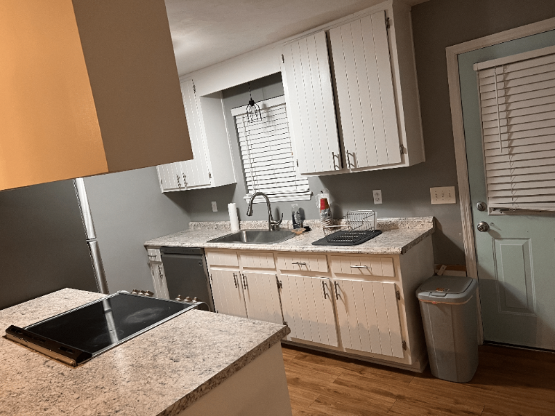 2048 Canewood Ct - Photo 5 of 8