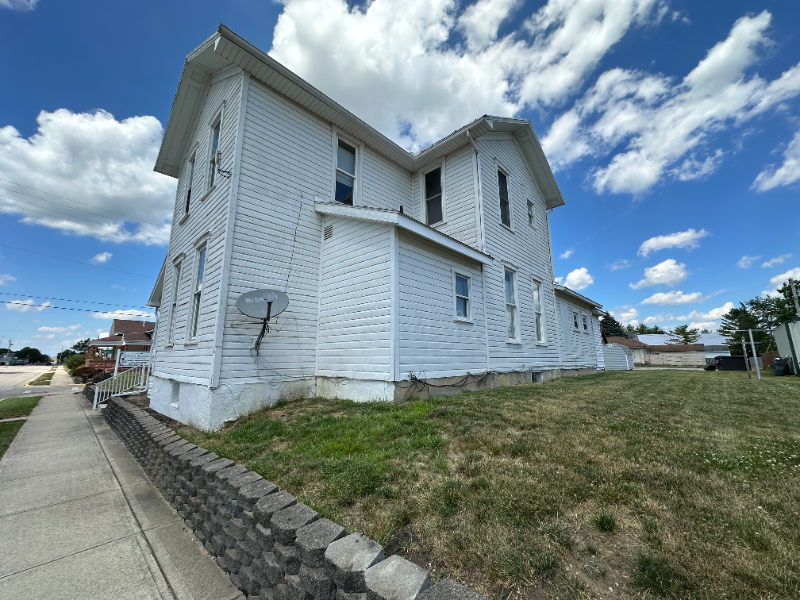 403 S Main St #403-1-2 - Photo 4 of 14