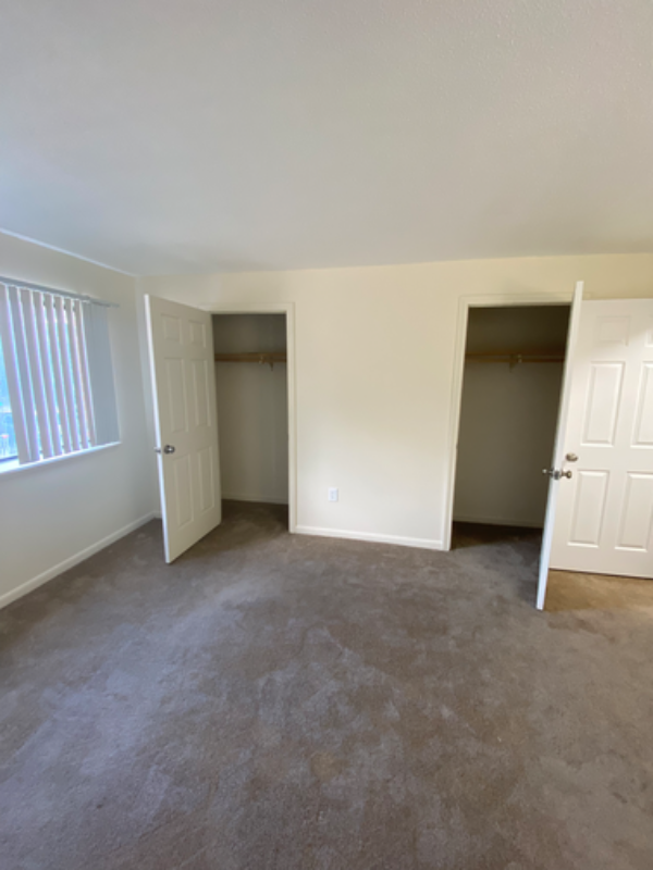 1217 Harbor View Dr #1217 - Photo 7 of 15