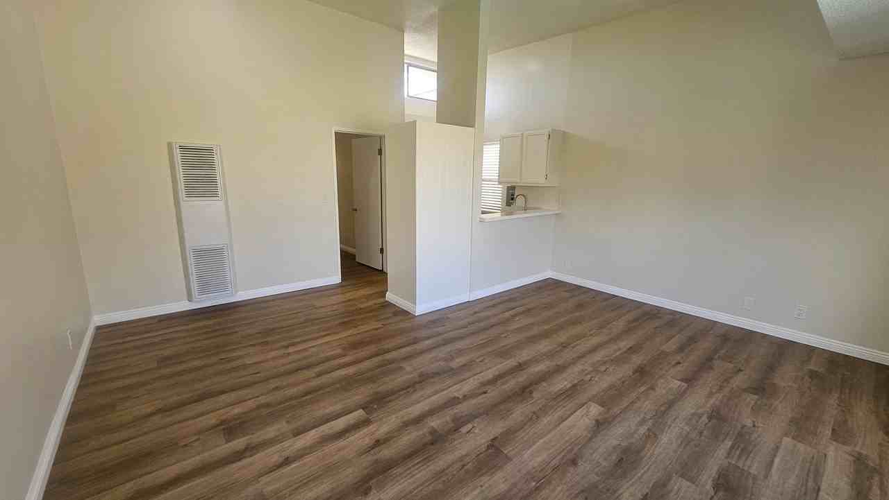 14926 Hawthorne Blvd #118 - Photo 3 of 9