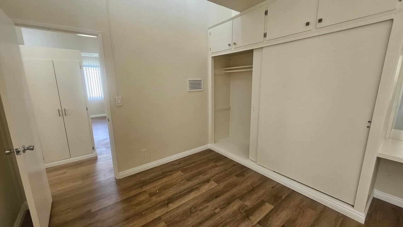 14926 Hawthorne Blvd #118 - Photo 6 of 9
