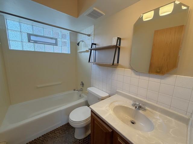 7601 West 61st Place #1S - Photo 7 of 7