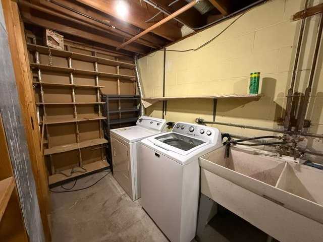 7759 W Beloit Rd - Photo 3 of 16
