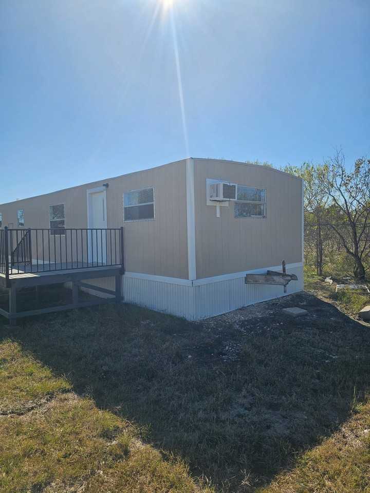 15205 Pocmont Trl #B - Photo 2 of 12