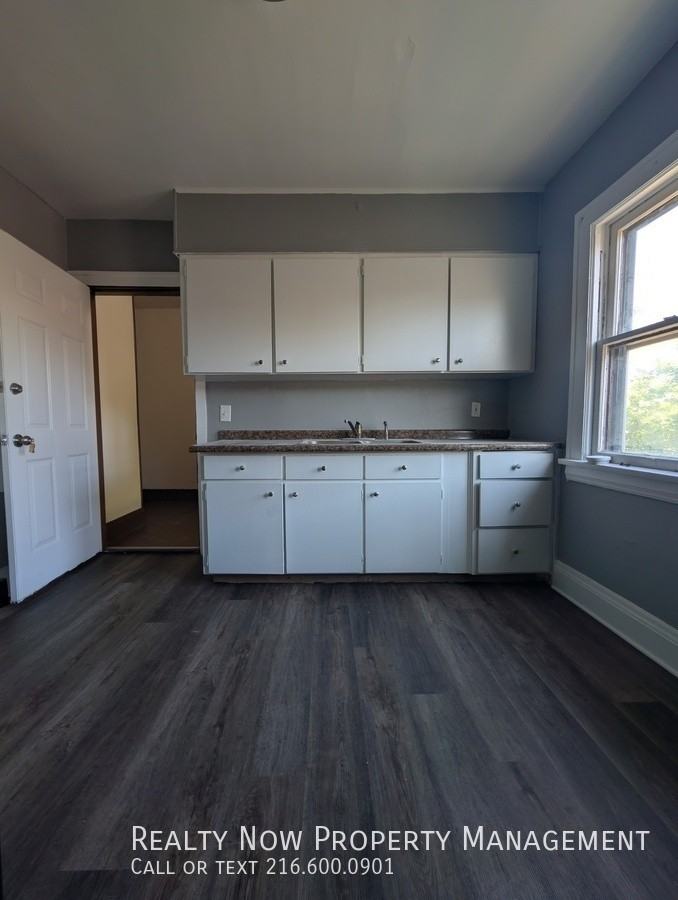 3783 E 144th St 2nd Fl #2 - Photo 2 of 12