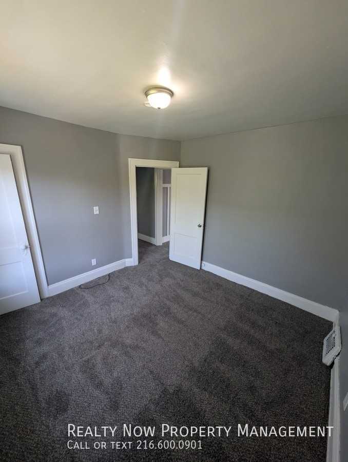 3783 E 144th St 2nd Fl #2 - Photo 6 of 12