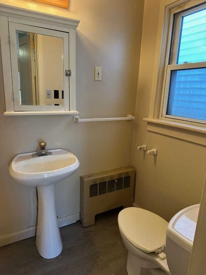55 Spring Rd #1 - Photo 4 of 5