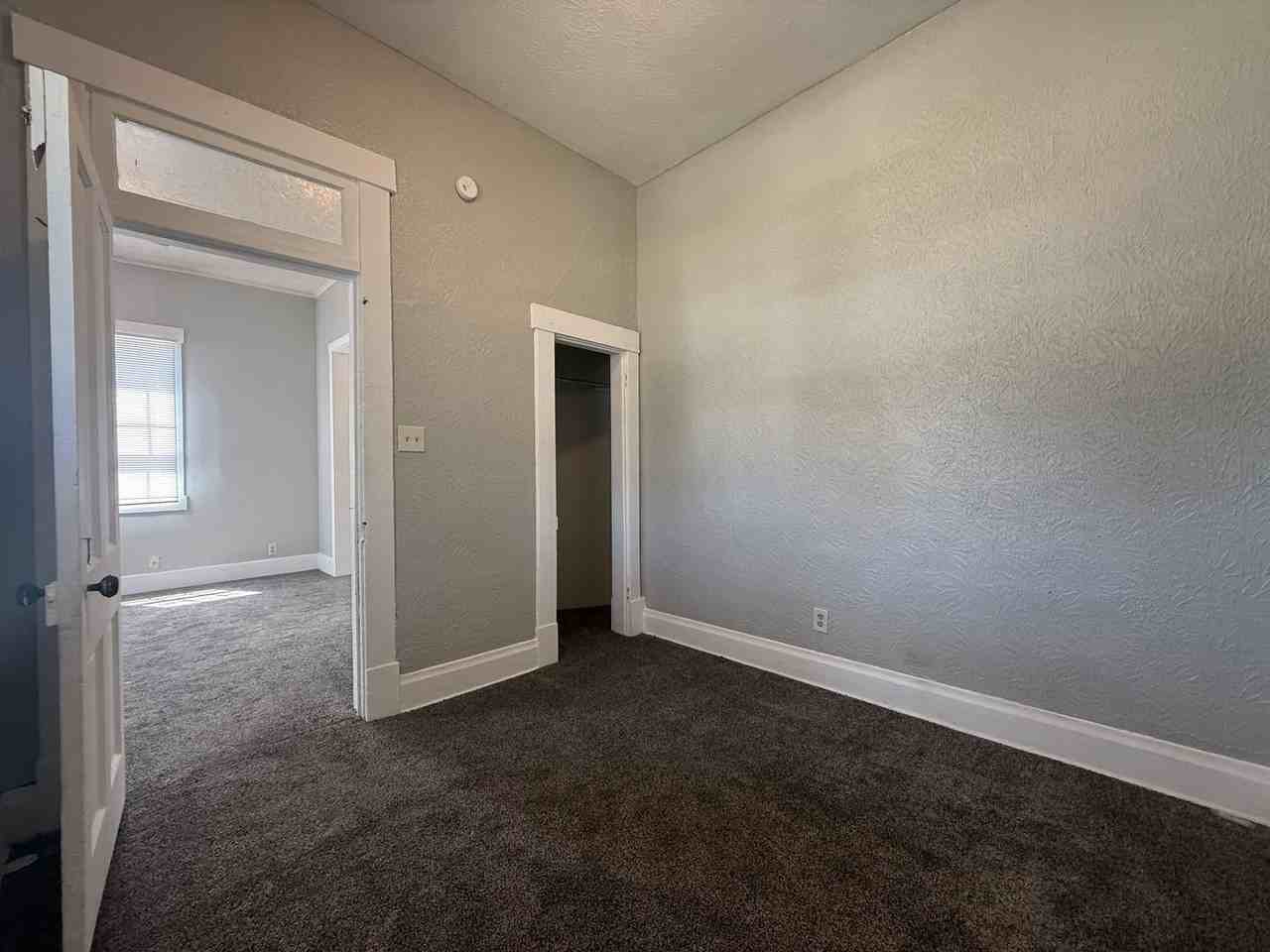 114 E 9th St - Photo 7 of 15