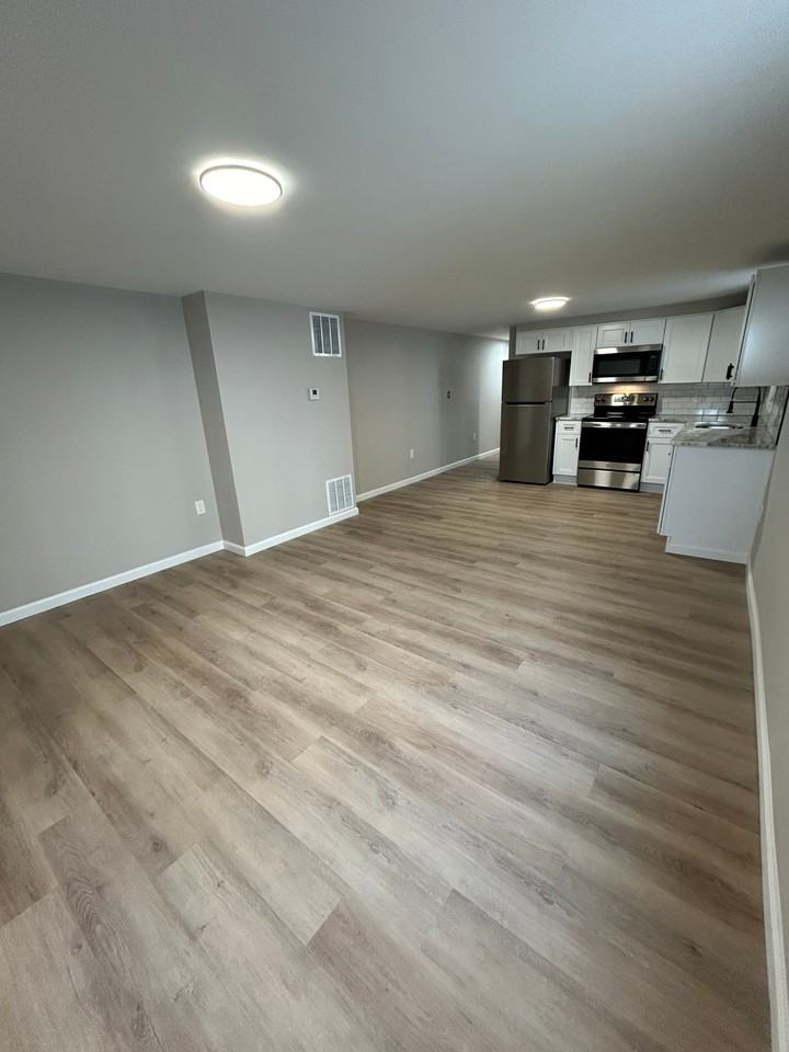 22 W Lincoln Hwy #24B - Photo 5 of 10