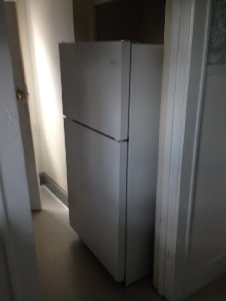 71 Potter Ave - Photo 3 of 18