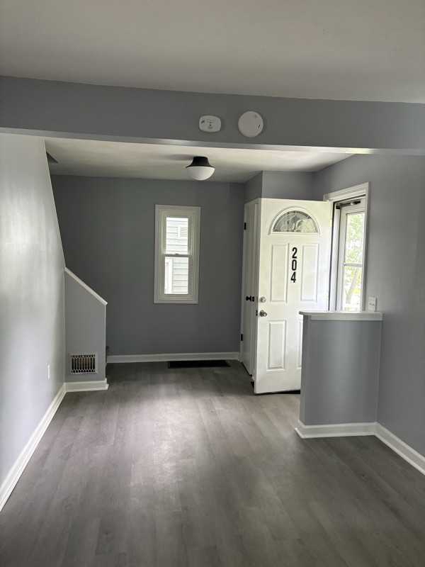 204 Mariposa St #PVT - Photo 7 of 15