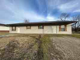 featured image of 303 Se 3rd St #A