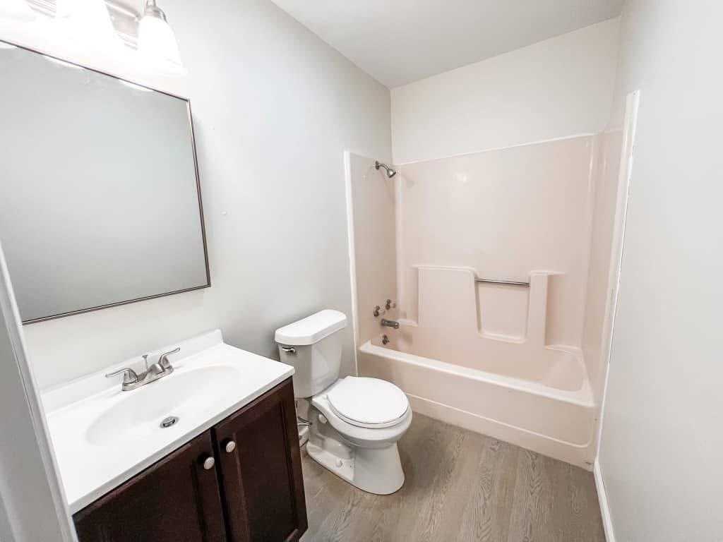 303 Se 3rd St #A - Photo 6 of 6